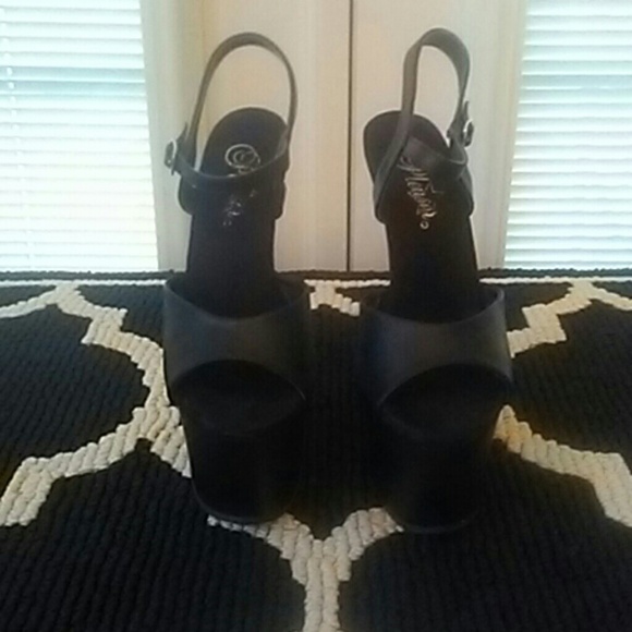 Pleaser Sky platform heels - Picture 4 of 8